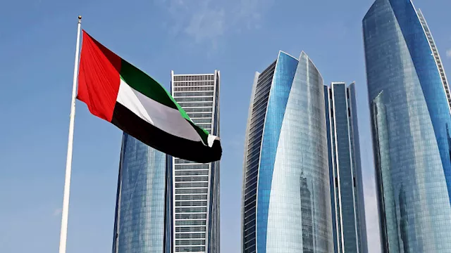 الإمارات ترد على تقارير تزعم طلبها دعمًا ماليًا من أمريكا